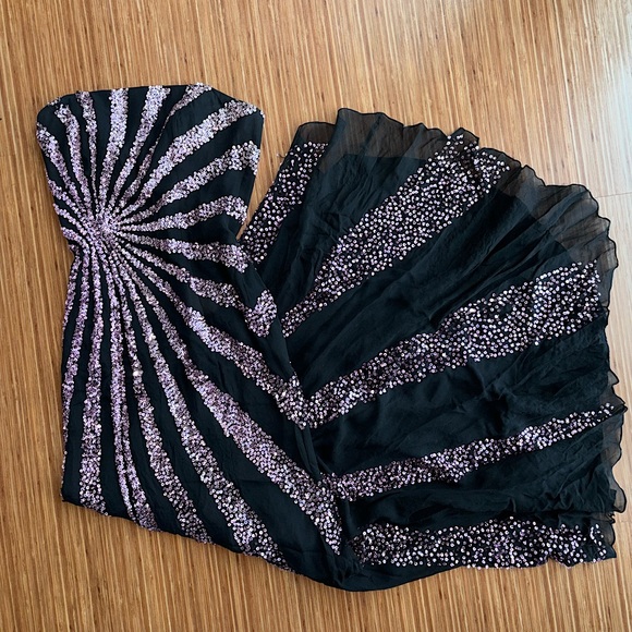 Vintage Dresses & Skirts - Vintage y2k silk beaded and sequined floor length prom gown